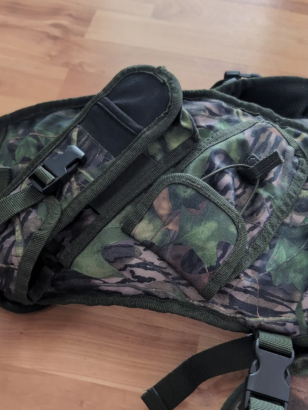 Nomad Pursuit Convertible Turkey Vest Camo Hunting Mossy Oak Padded